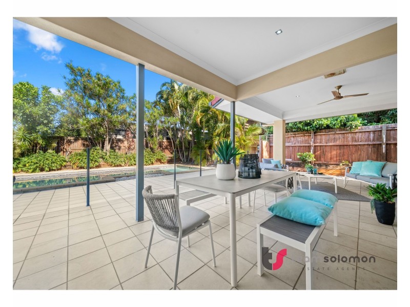 8 Yorston Place, Ormiston QLD 4160