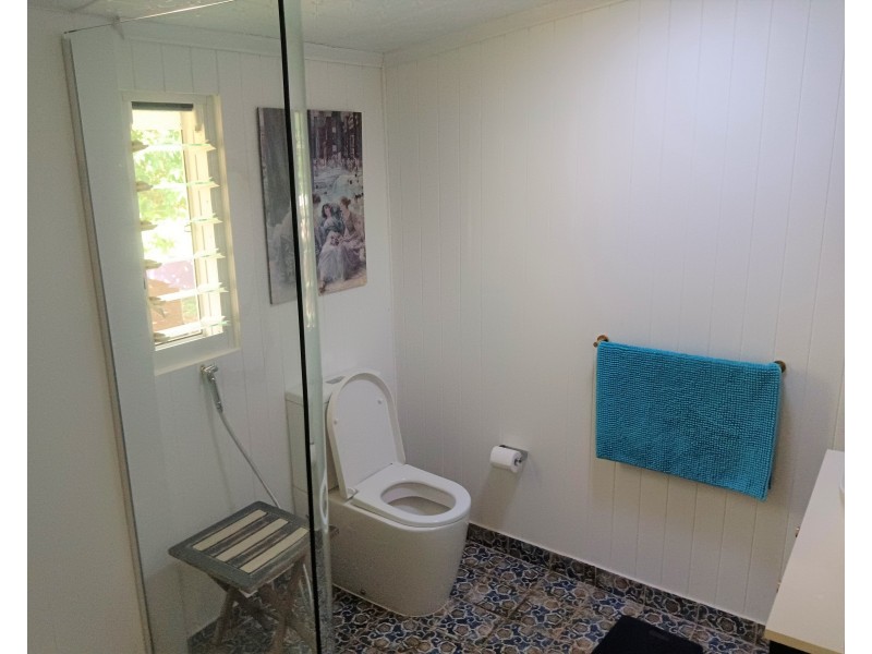 11 Welsby Street, Coochiemudlo Island QLD 4184
