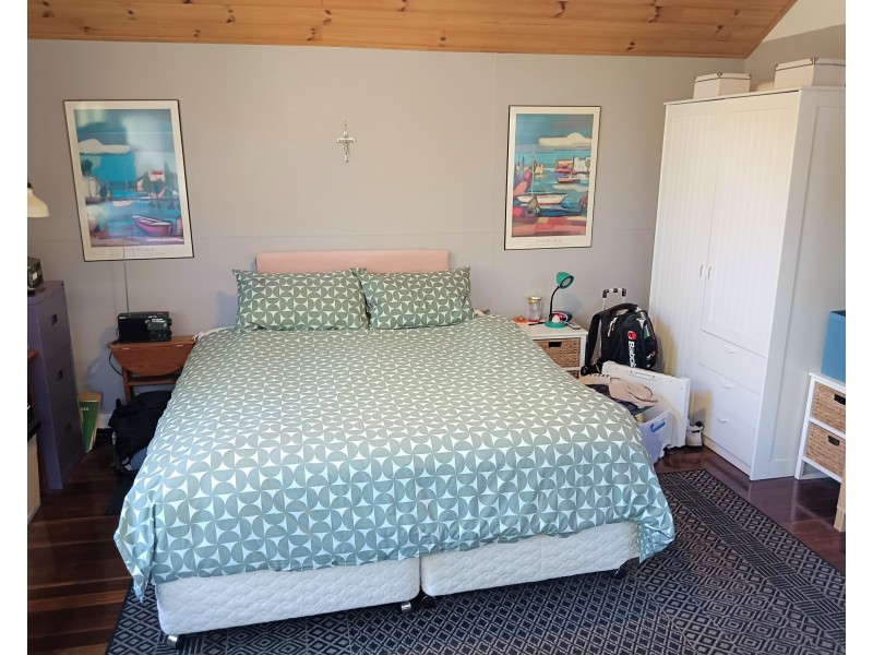 11 Welsby Street, Coochiemudlo Island QLD 4184