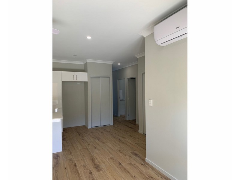 2/218 Finucane Road, Alexandra Hills QLD 4161