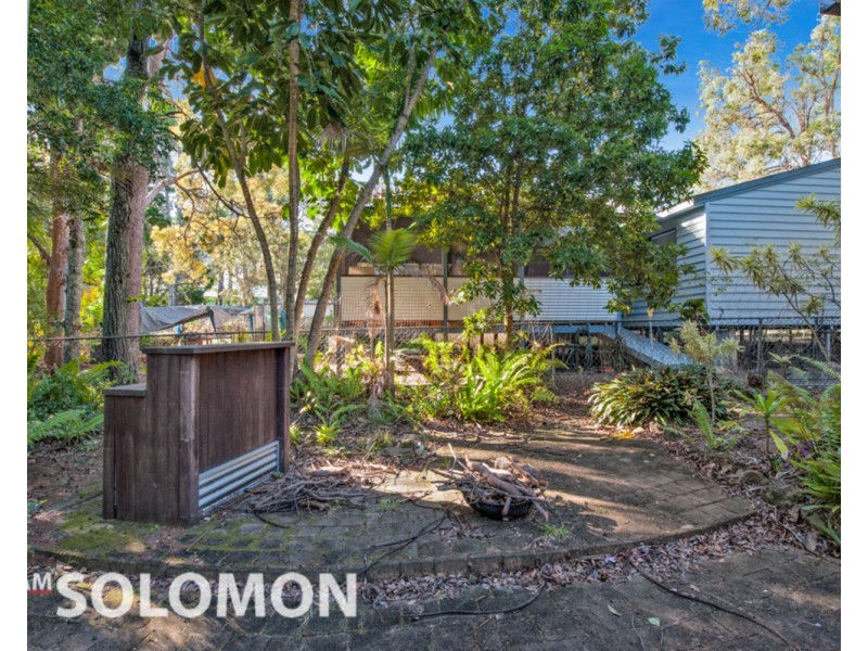 6 Pandanus Street, Coochiemudlo Island QLD 4184