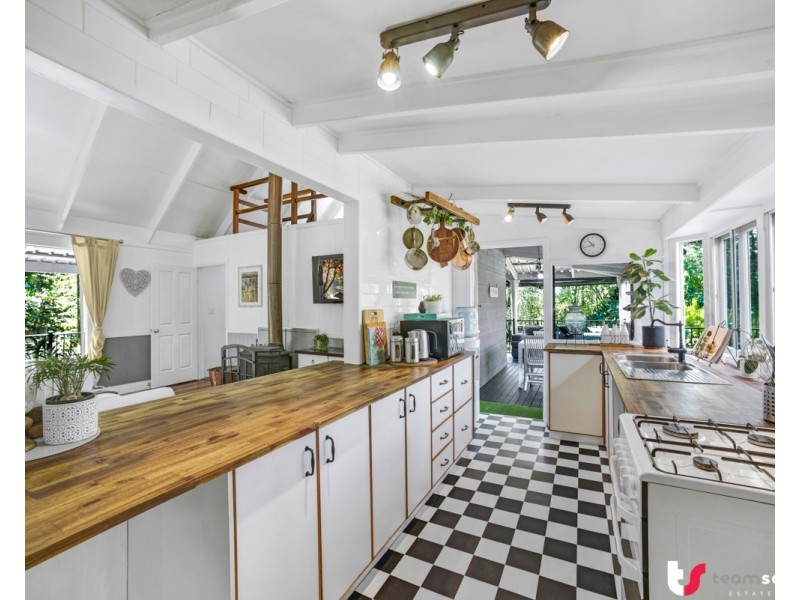 108 Rose Farm Lane, Logan Village QLD 4207
