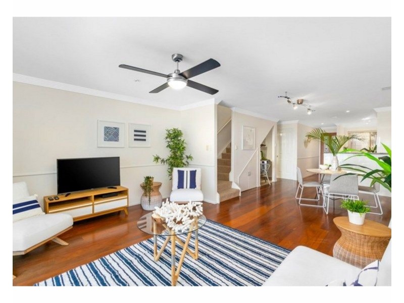 2/127 Shore Street, Cleveland QLD 4163