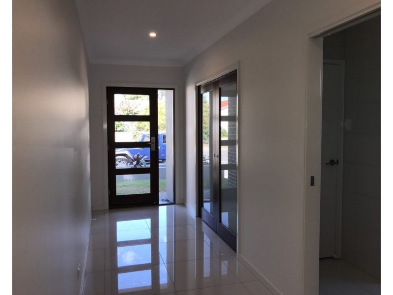 1a Elmhurst Street, Capalaba QLD 4157