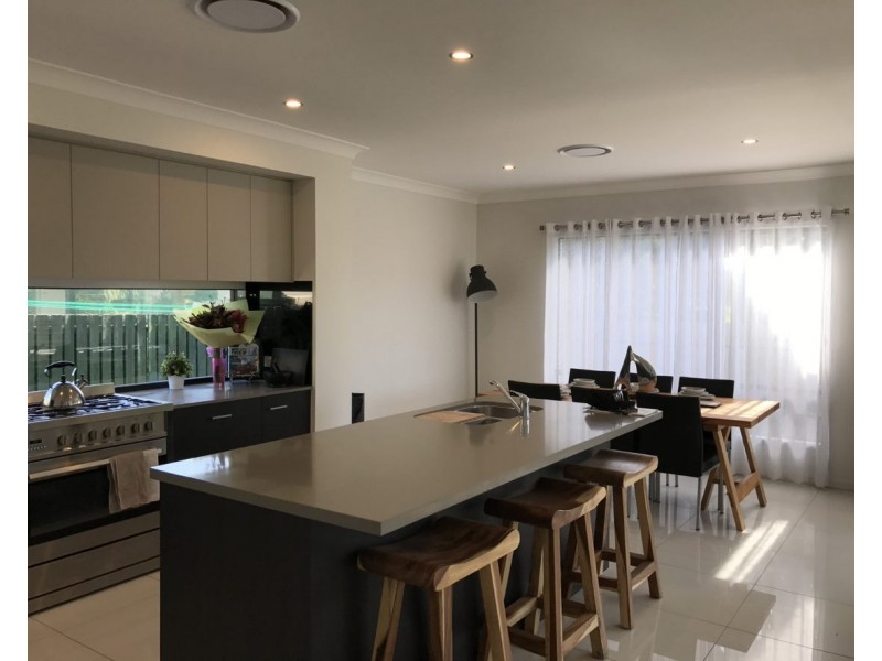 1a Elmhurst Street, Capalaba QLD 4157