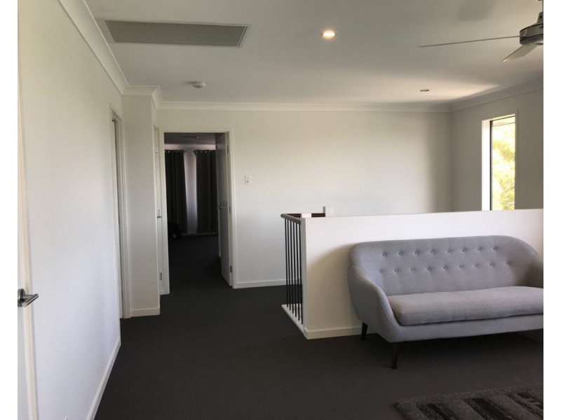 1a Elmhurst Street, Capalaba QLD 4157
