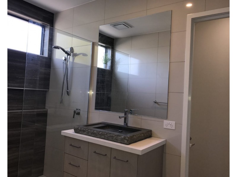 1a Elmhurst Street, Capalaba QLD 4157