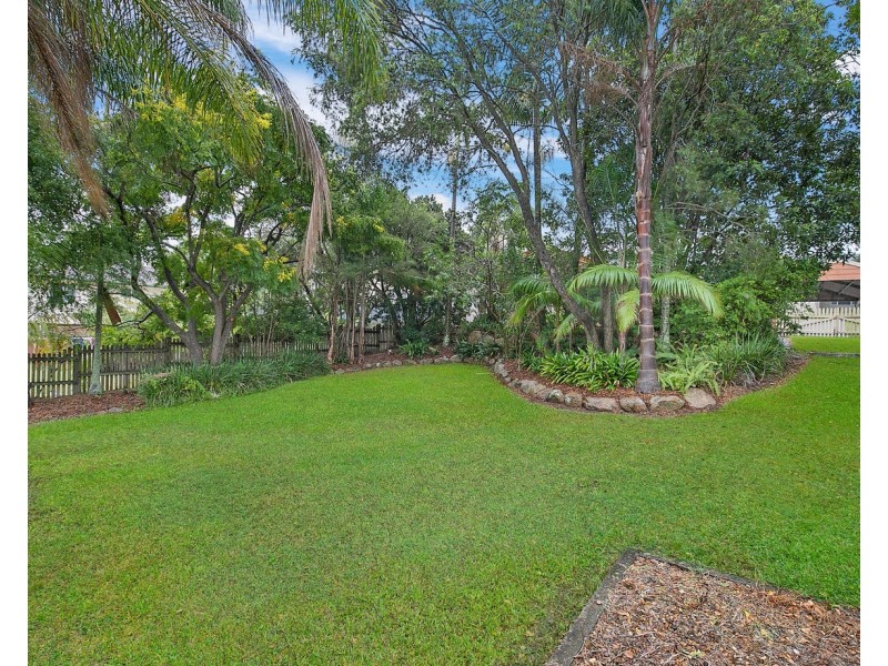 28 Chelsea Crescent, Alexandra Hills QLD 4161