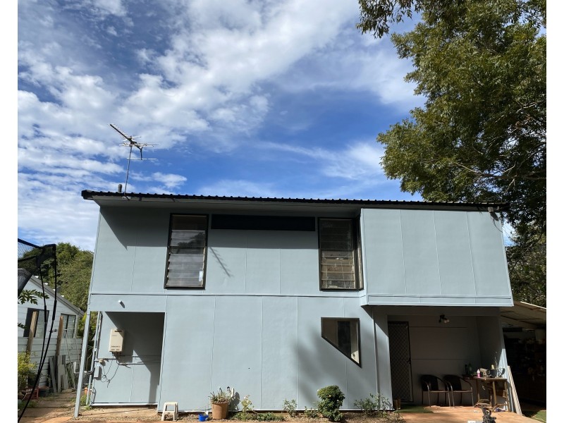 13 Deanbilla Street, Coochiemudlo Island QLD 4184