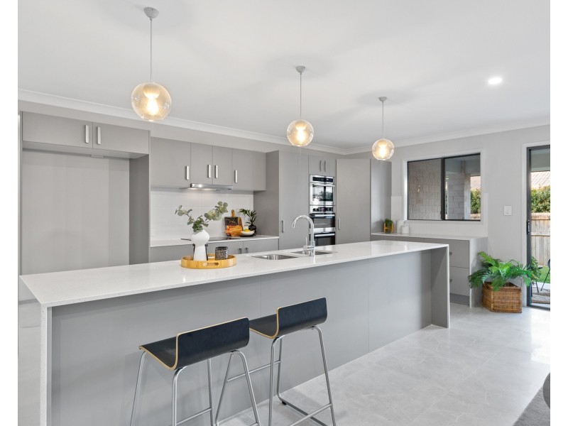 130A Bainbridge Street, Ormiston QLD 4160