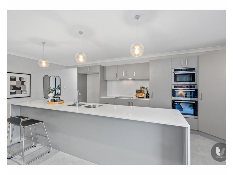 130A Bainbridge Street, Ormiston QLD 4160