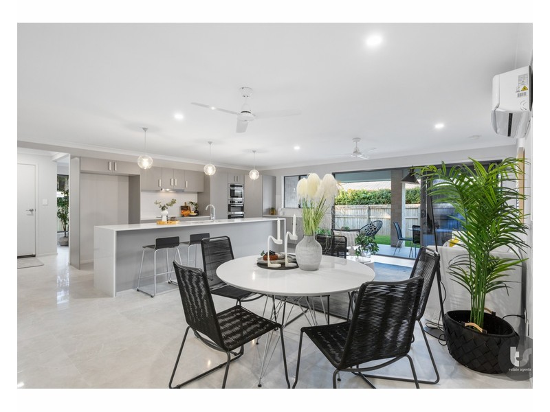130A Bainbridge Street, Ormiston QLD 4160