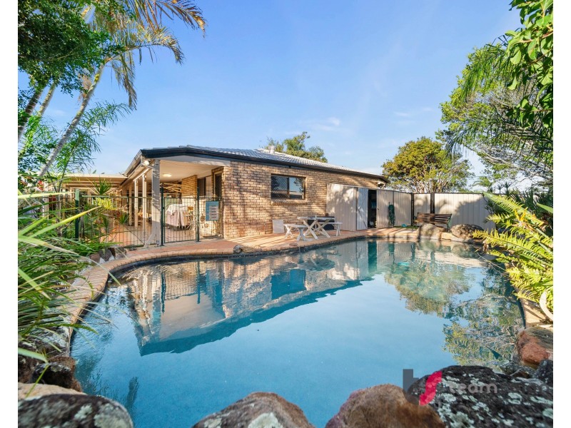 5 Prescoter Drive, Victoria Point QLD 4165