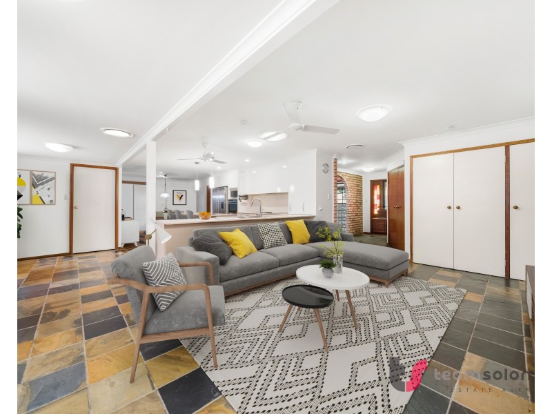 5 Prescoter Drive, Victoria Point QLD 4165