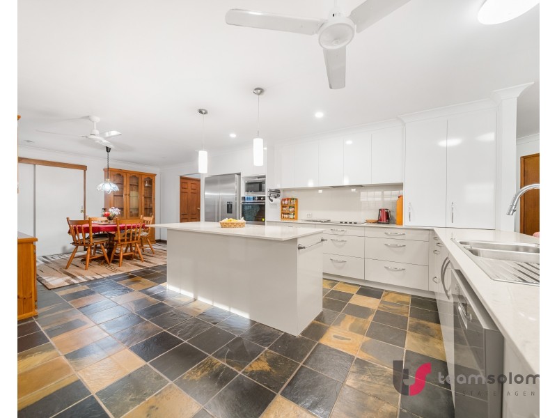 5 Prescoter Drive, Victoria Point QLD 4165