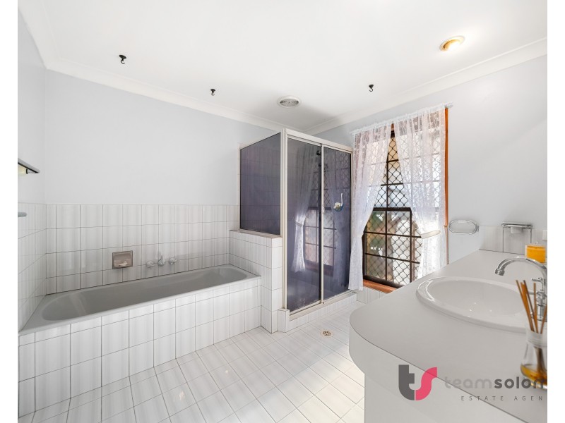 5 Prescoter Drive, Victoria Point QLD 4165