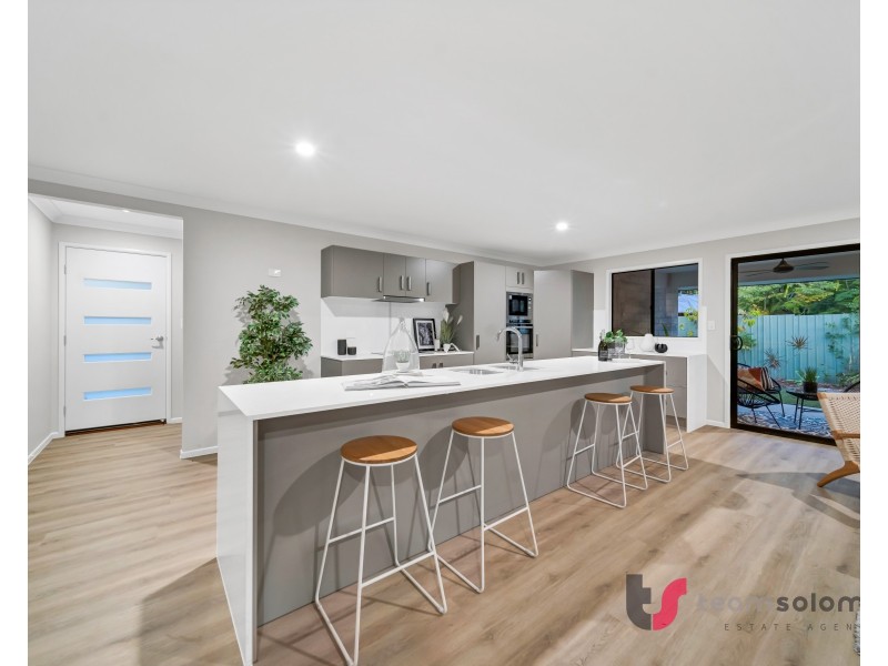 130b Bainbridge Street, Ormiston QLD 4160