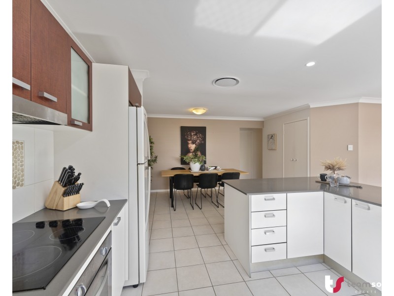 3 Shaw Place, Redland Bay QLD 4165