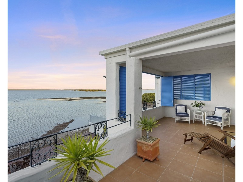 107 Shore Street North, Cleveland QLD 4163