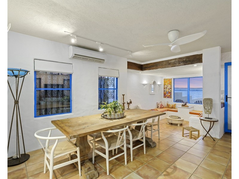 107 Shore Street North, Cleveland QLD 4163