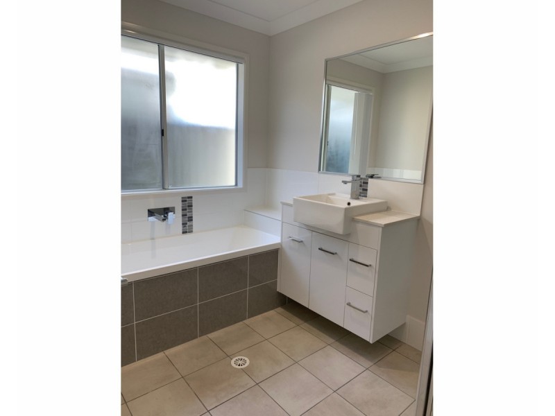 283B Main Road, Wellington Point QLD 4160