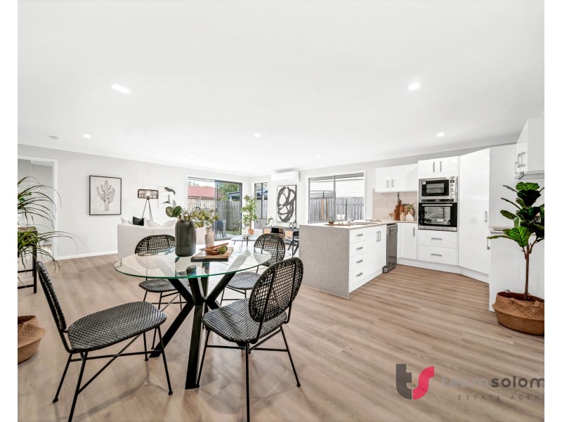 82 Collingwood Road, Birkdale QLD 4159