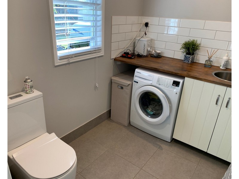 2 Marroo Street, Coochiemudlo Island QLD 4184