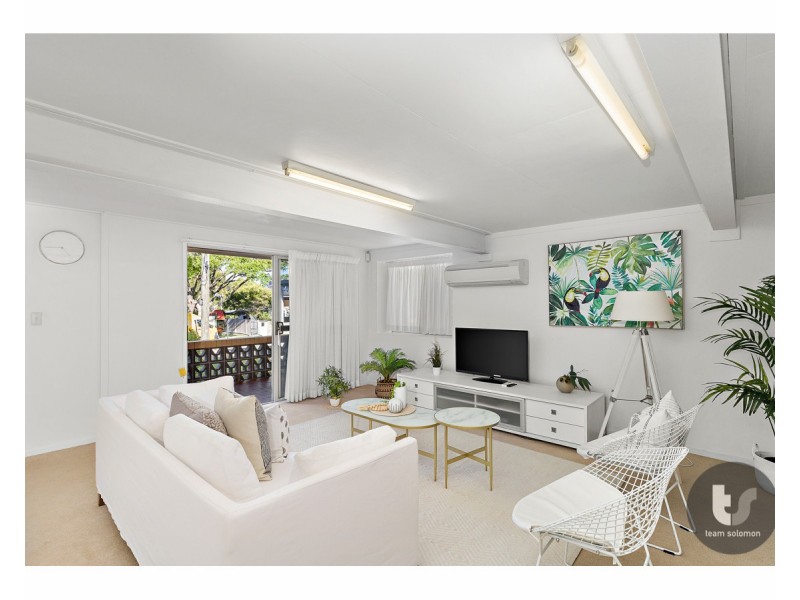 14 Glenjustins Street, Wynnum West QLD 4178