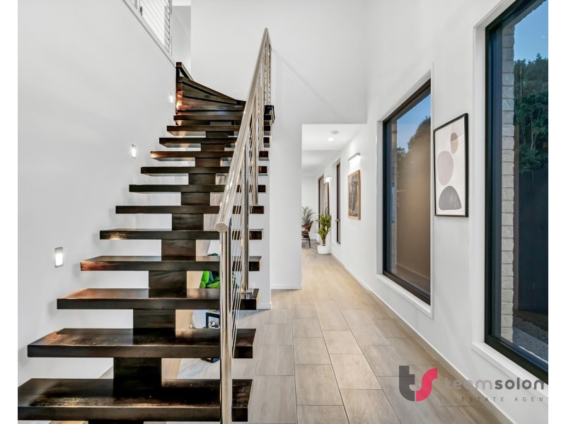 6. Russell Street, Cleveland QLD 4163