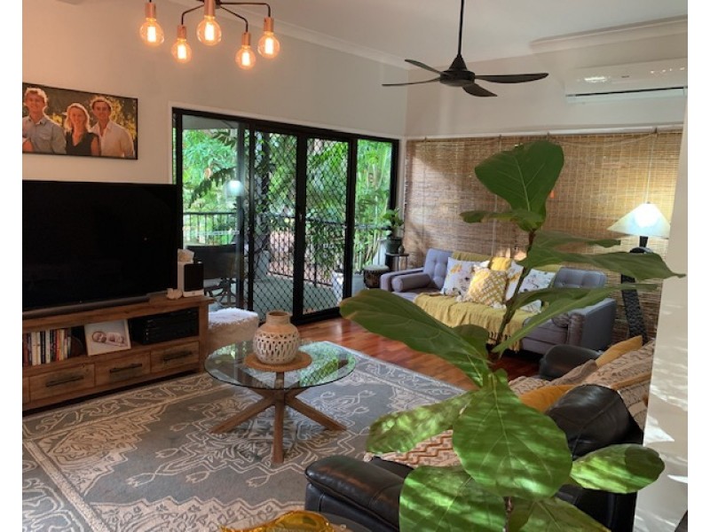 24 Aminya Street, Coochiemudlo Island QLD 4184