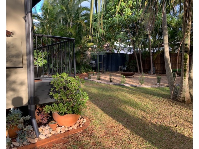 24 Aminya Street, Coochiemudlo Island QLD 4184