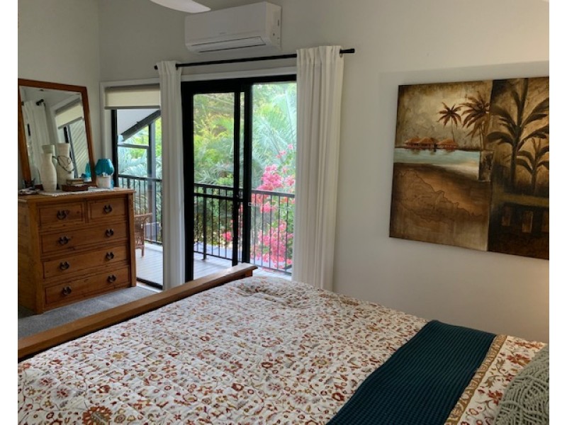 24 Aminya Street, Coochiemudlo Island QLD 4184