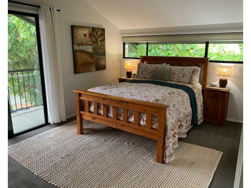 24 Aminya Street, Coochiemudlo Island QLD 4184