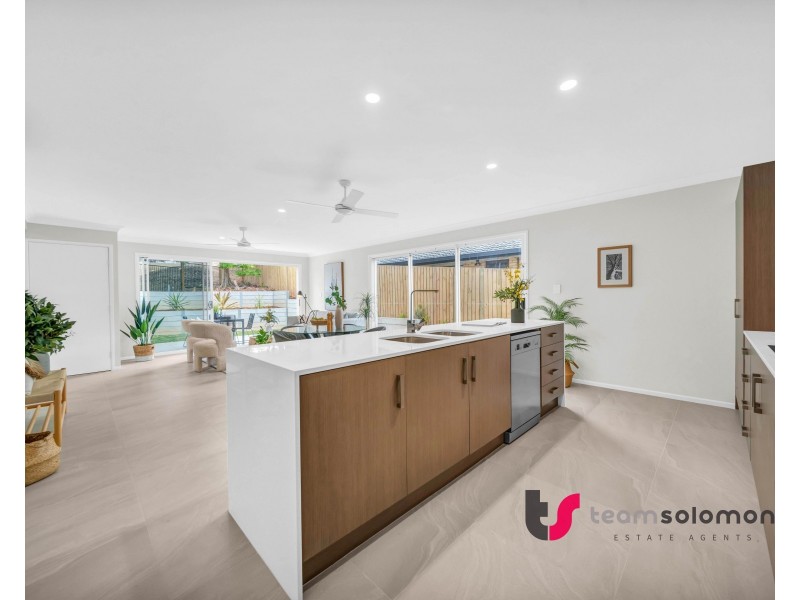 12a Rosella Street, Wellington Point QLD 4160