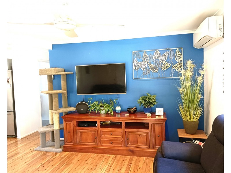 9 Perulpa Street, Coochiemudlo Island QLD 4184