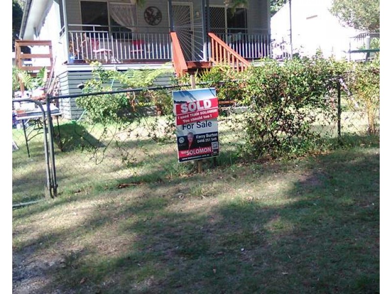 9 Perulpa Street, Coochiemudlo Island QLD 4184