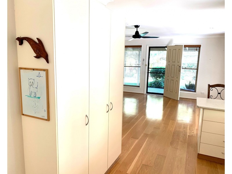 5 Moonah Street, Coochiemudlo Island QLD 4184