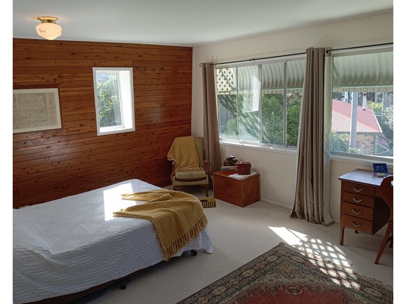 31 Phillips Street, Coochiemudlo Island QLD 4184