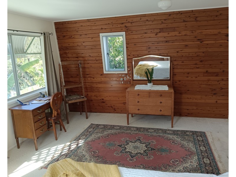 31 Phillips Street, Coochiemudlo Island QLD 4184