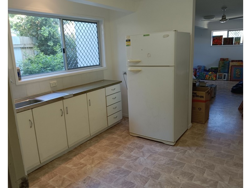 31 Phillips Street, Coochiemudlo Island QLD 4184