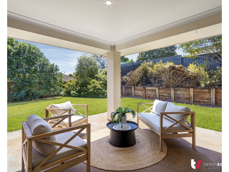 13 Pelorus Street, Redland Bay QLD 4165