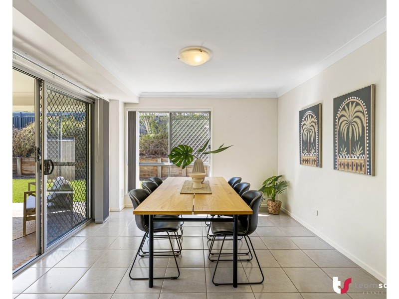 13 Pelorus Street, Redland Bay QLD 4165