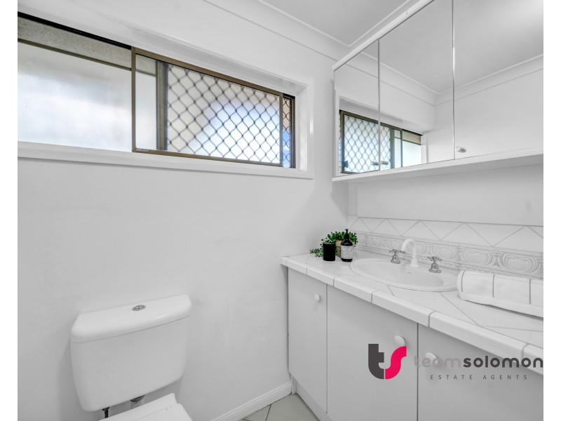 28 Boronia Street, Redland Bay QLD 4165