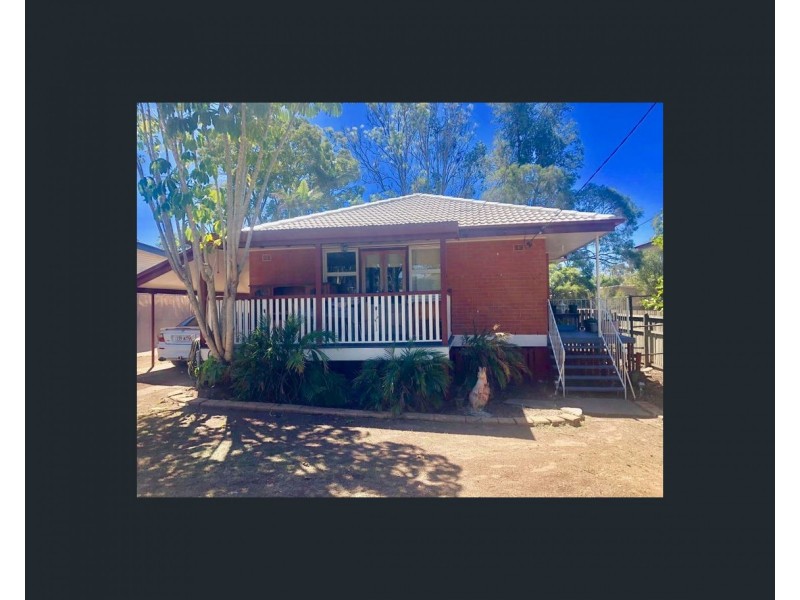 15 Maenporth Street, Leichhardt QLD 4305