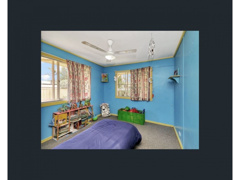 15 Maenporth Street, Leichhardt QLD 4305