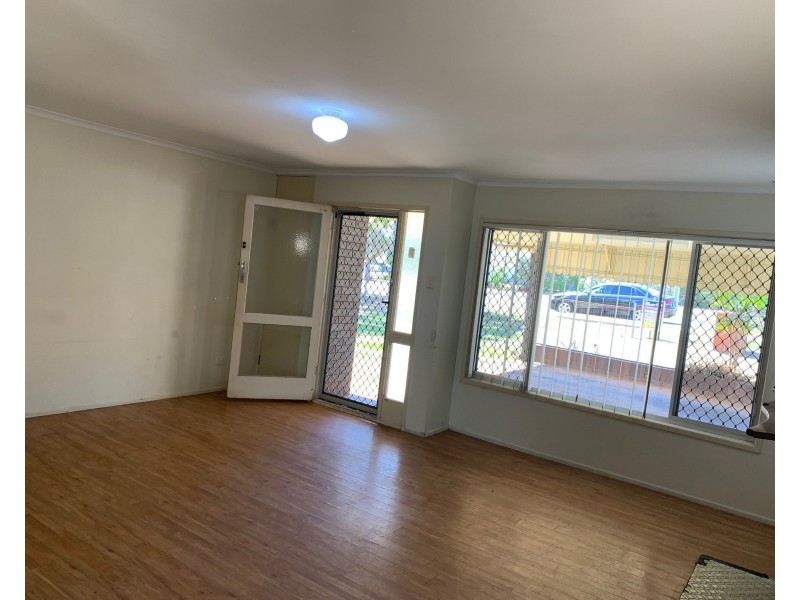 243 Bloomfield Street, Cleveland QLD 4163