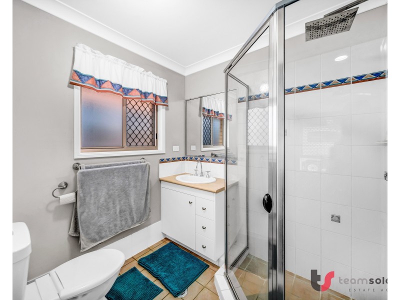 5 Sandy Drive, Victoria Point QLD 4165