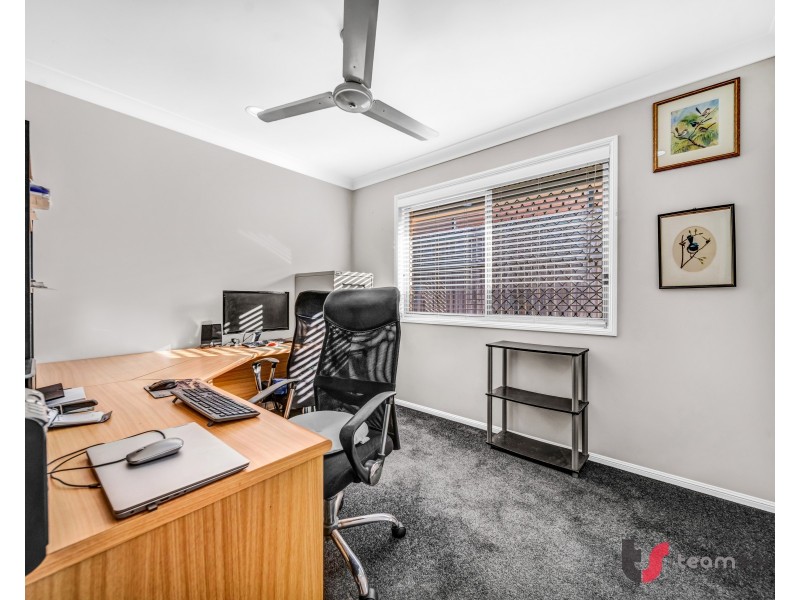 5 Sandy Drive, Victoria Point QLD 4165