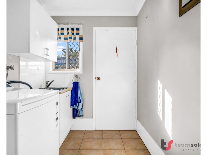 5 Sandy Drive, Victoria Point QLD 4165