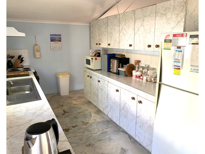 4 Ooyan Street, Coochiemudlo Island QLD 4184